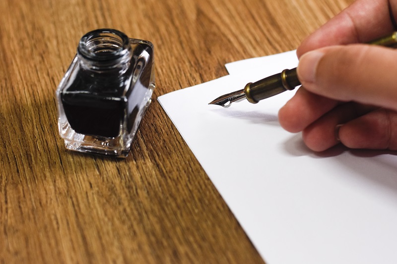 小學生新規定，再不練字將無法上大學