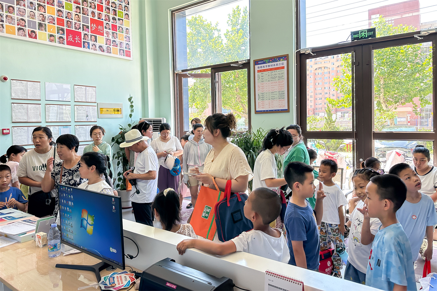 招募100位合夥人，新手也能做！